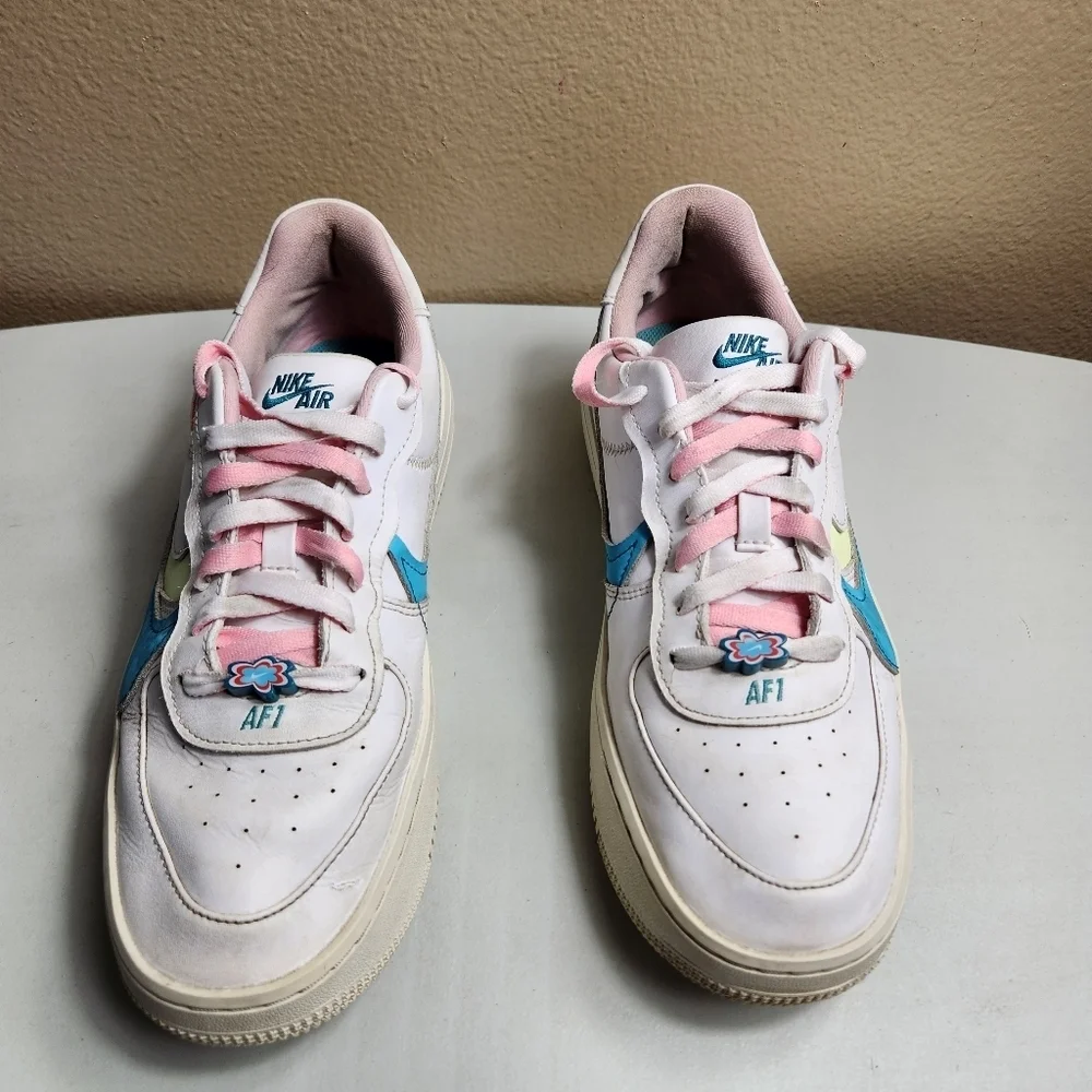 Nike Womens |11| AF1 PLT.AF.ORM White/Pastel/DZ5197-100